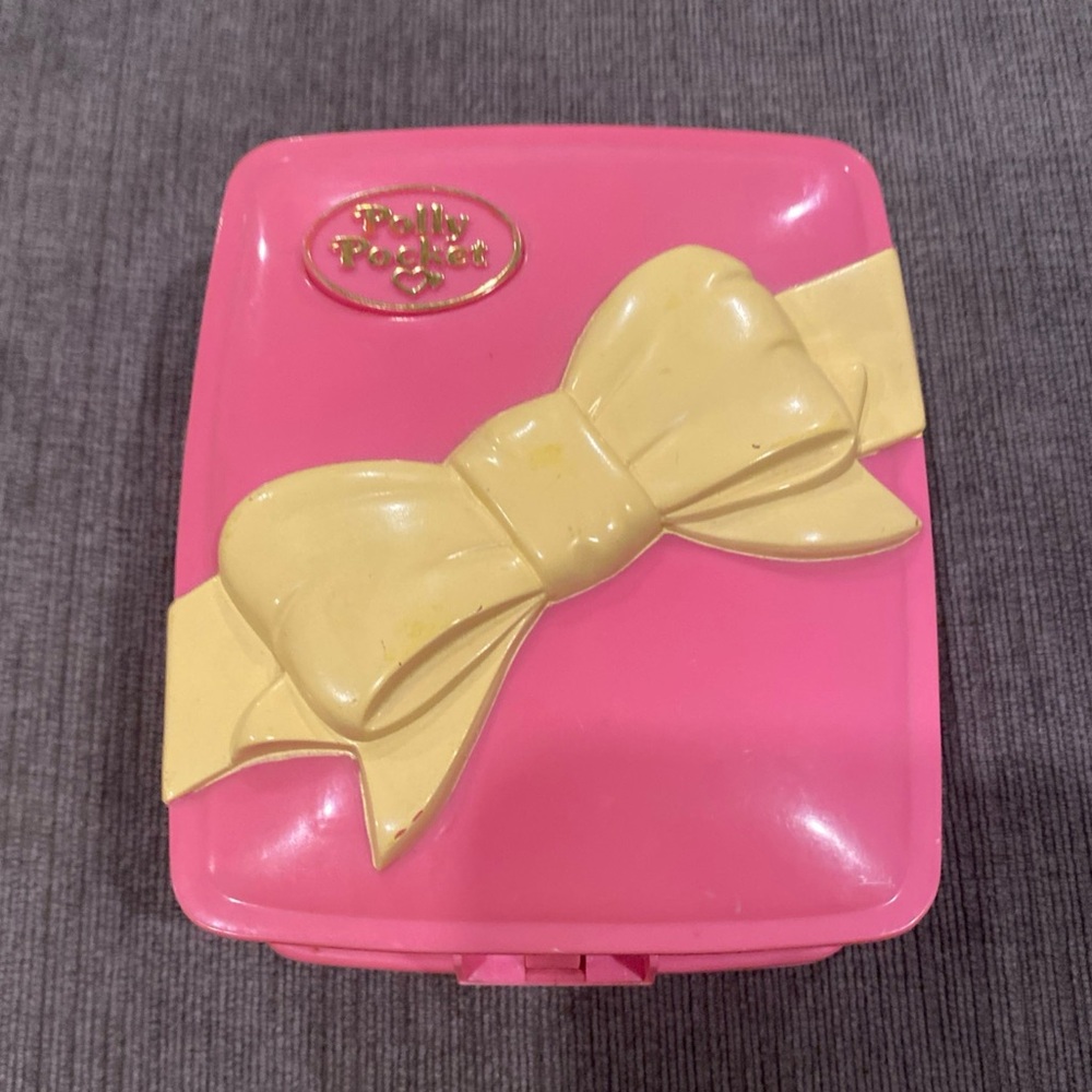 Vintage 1994 Polly Pocket Starbright Dinner Party Playset   kids girls dolls toy